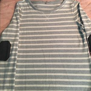 Comfy, cute Gap sweatshirt